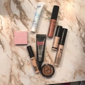 Makeup bundle